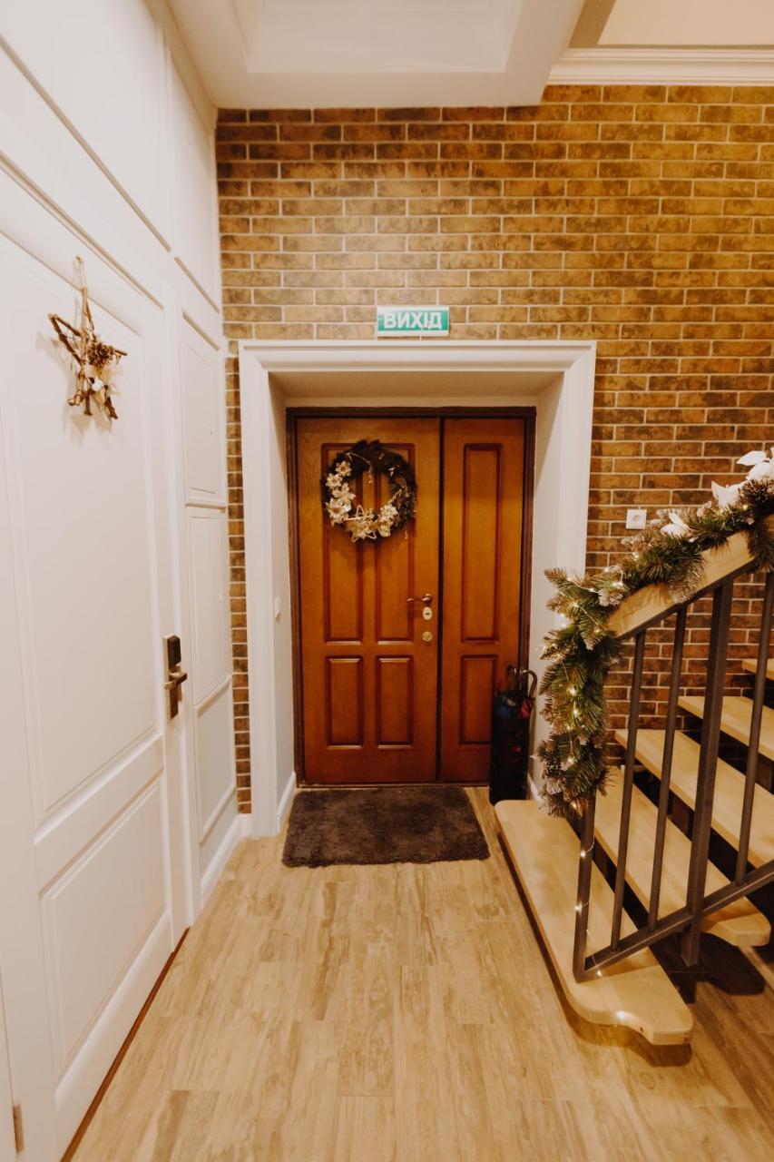 Hotel N°10 Lviv Ngoại thất bức ảnh