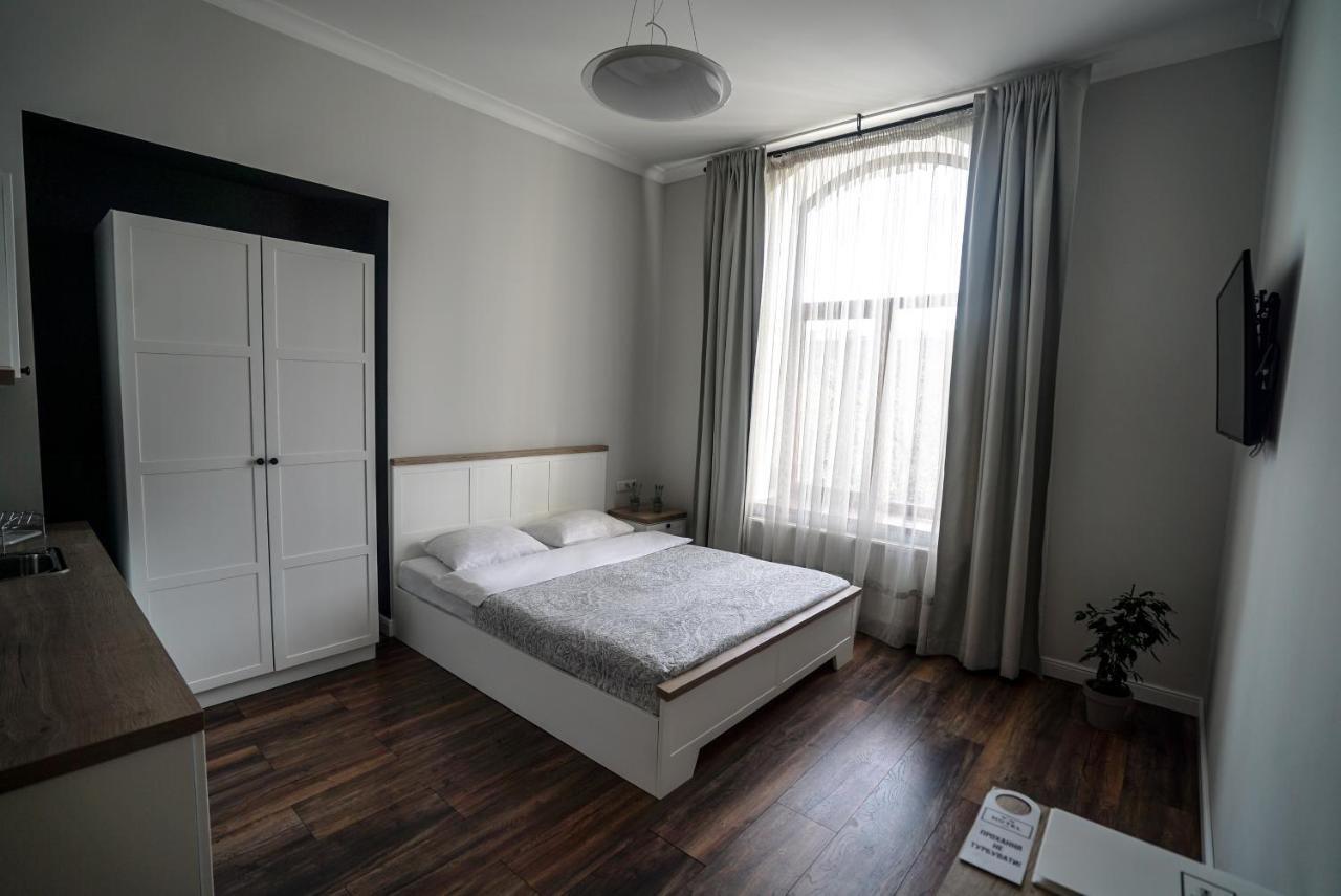 Hotel N°10 Lviv Ngoại thất bức ảnh